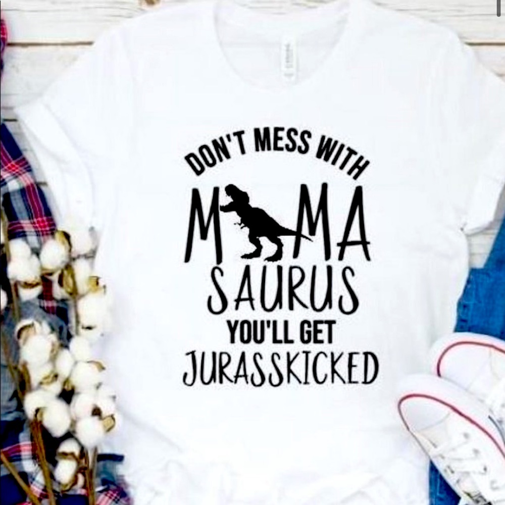 Cute mama a saurus womens tee tshirt! NEW custom made to order-gray short sleeve